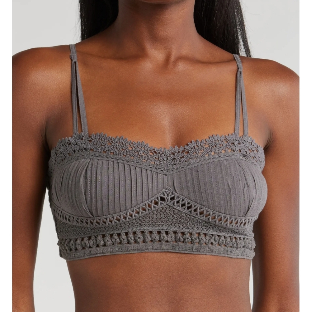 NEW  FREE PEOPLE  TALLULAH SMOCKED BACK  LACE BRALETTE